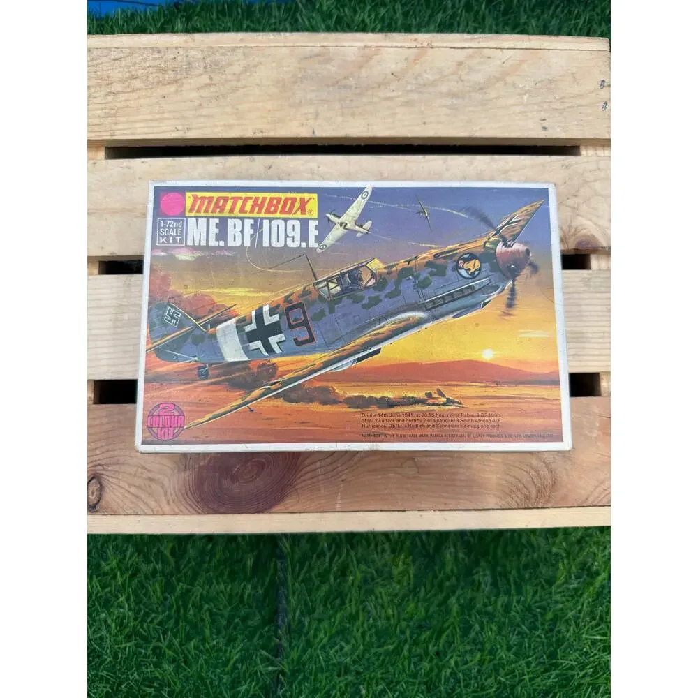Messerschmitt BF/109.E 1:72 MatchboxPK-17 VTG Seal Model Airplane Kit
